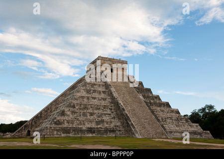 El Castillo, Chichen Itza ruins, The Yucatan, Mexico Stock Photo
