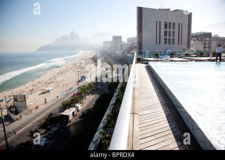 The wide expanse of Ipanema and Leblon beachfront, two of the most affluent neighborhoods of Rio de Janeiro, Brazil. Stock Photo