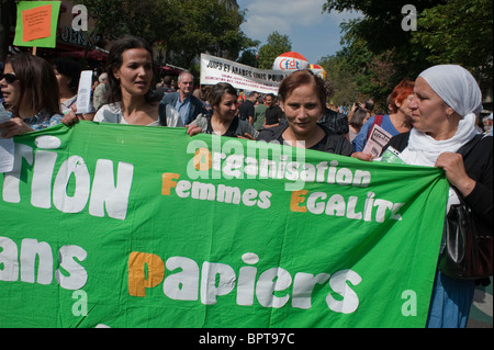 Paris, France, Group of Women, at 'League of Rights of Man', Protesters Against Roma, Gypsy Expulsions by French Government, Sans Papiers Migrants, activist protest Muslims, undocumented people Stock Photo