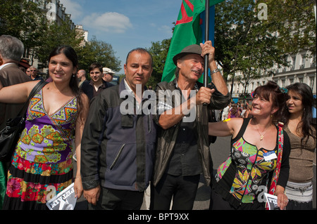 Paris, France, Group of People Marching in 'League of Rights of Man' protests Against Government Decision to Expel Foreign Gypsies, Romas, Romanians Demonstration, immigrants rights Stock Photo