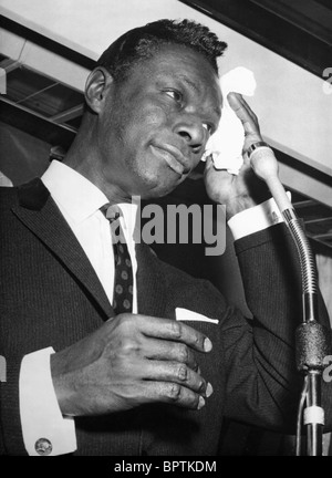 NAT KING COLE PIANIST & JAZZ SINGER (1960) Stock Photo