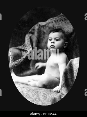 TONY CURTIS BABY PICTURE OF ACTOR (1925) Stock Photo