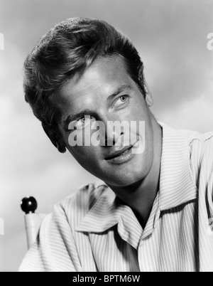 ROGER MOORE ACTOR (1959) Stock Photo