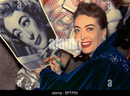 JOAN CRAWFORD ACTRESS (1955) Stock Photo