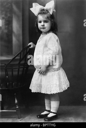 RUTH HUSSEY AT 3 YEARS OLD ACTRESS (1917) Stock Photo