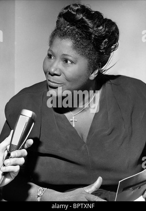 ELLA FITZGERALD SINGER (1959) Stock Photo