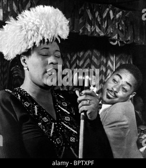 ELLA FITZGERALD SINGER (1955) Stock Photo
