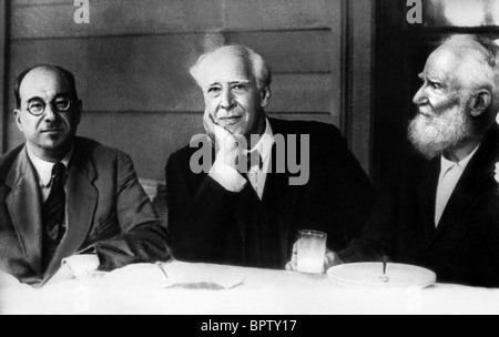 ANATOLI LUNATSCHARSKI KONSTANTIN STANISLAVSKI & GEORGE BERNARD SHAW WRITER DIRECTOR WRITER (1921) Stock Photo