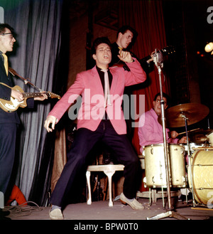 HANK MARVIN CLIFF RICHARD BRUCE WELCH & TONY MEEHAN CLIFF RICHARD AND THE SHADOWS (1962) Stock Photo