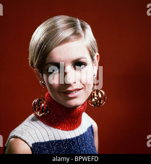 TWIGGY MODEL & ACTRESS (1968) Stock Photo