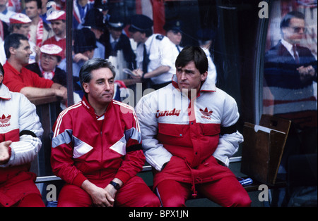 Kenny Dalglish and Roy Evans The 1989 FA Cup semi final replay between Liverpool and Nottingham Forest following Hillsborough Stock Photo