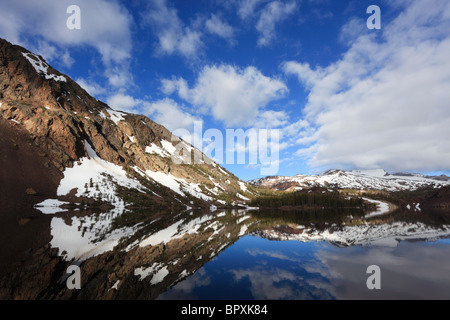 Morning reflections at Ellery Lake in Sierra Nevada mountains, California Stock Photo