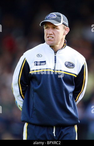 NEIL BACK LEEDS CARNEGIE RU COACH HEADINGLEY CARNEGIE LEEDS ENGLAND 20 ...