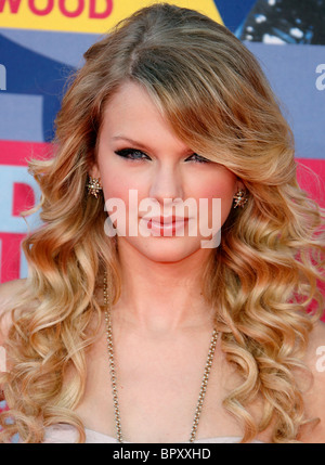 TAYLOR SWIFT at  2008 MTV Video Music Awards at Paramount Pictures Studios  September 7, 2008 in LA. Photo Jeffrey Mayer Stock Photo
