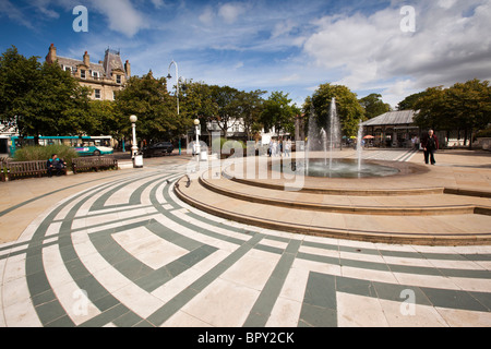 UK, England, Merseyside, Southport, Lord Street, Town Hall Square, circular Diana Princess of Wales memorial fountain Stock Photo