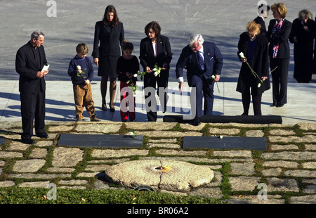 Members of the  Kennedy family visit John Kennedy's grave site at Arlington National Cemetery. Stock Photo