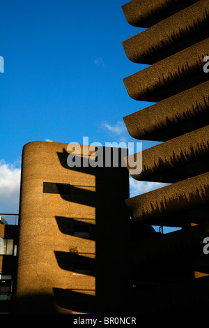 Shakespeare Tower and Frobisher Crescent on Barbican estate, City of London, UK Stock Photo