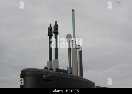 The Photonics Mast (Periscopes) Of USS New Hampshire, A Virginia Class ...