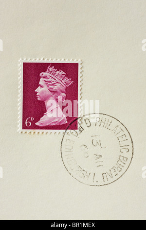 6d British Postage Stamp purple 1967 to 1969 Stock Photo