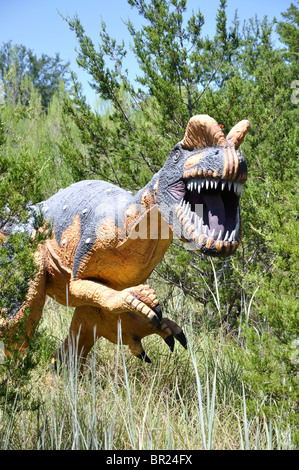 Dilophosaurus aka Bilophosaurus, Dinosaur World, Glen Rose, Texas, USA ...