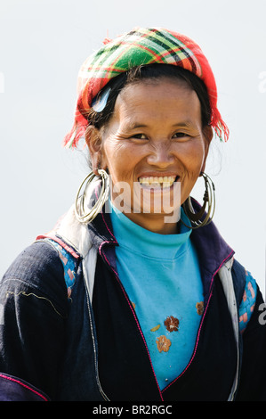 Vietnamese black hmong woman in Sapa, Vietnam Stock Photo