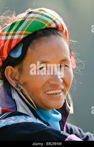 Vietnamese black hmong woman in Sapa, Vietnam Stock Photo