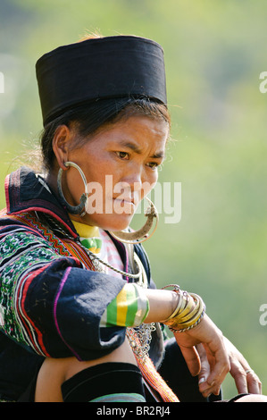 Vietnamese black hmong woman in Sapa, Vietnam Stock Photo