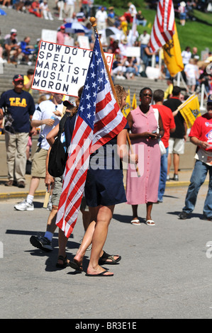 SAINT LOUIS, MISSOURI - SEPTEMBER 12: Rally of Tea Party Patriots in Downtown Saint Louis under the Arch, on September 12, 2010 Stock Photo