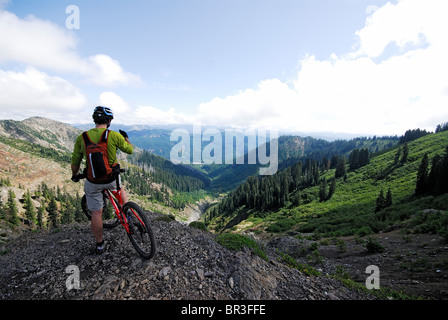 Mountain biking at Mount. St. Helens National Volcanic Monument Stock Photo