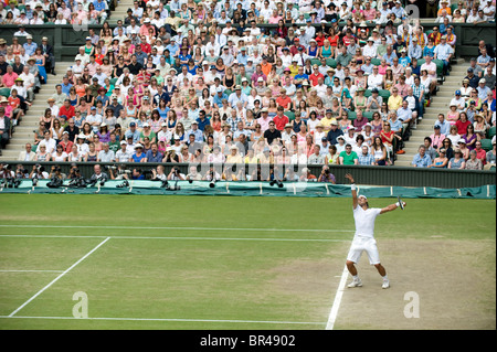 General view of Centre Court play during the mens singles final at the Wimbledon Tennis Championships 2010 Stock Photo