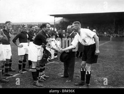 Historical image, football, ca. 1925