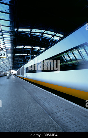 Eurostar Express London-Paris departing, Waterloo Station, London, Great Britain, Europe Stock Photo