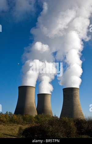 3 cooling towers at Didcot Power Station, a coal-fired station. Oxfordshire, UK. Stock Photo