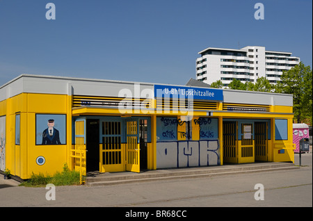 Gropiusstadt, Gropius City, designed by Walter Gropius, satellite town with 18,000 homes, large housing estate, Berlin, Germany.