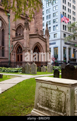 Graveyard of Trinity Church in Lower Manhattan, New York City USA Stock Photo