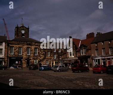 Alnwick Market Square Alnwick Northumberland England Stock Photo