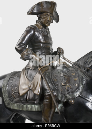 Rudolf Kaesbach (1873 - 1955) - Frederick the Great, a bronze statue of the king on horseback, with black patina. Signed on the plinth 'R. Kaesbach'. On a black/green marble base, total height 54 cm. The point of the sword is missing. Rudolf Kaesbach studied in Hanau, Paris and Brussels and is known as a established sculptor (Thieme-Becker, vol. XIX, p. 424). Portrayal of Frederick the Great in classical quality. historic, historical, people, 19th century, Prussian, Prussia, German, Germany, object, objects, stills, clipping, clippings, cut out, cut-out, cut-ou, Stock Photo