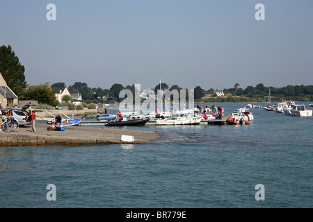 Port, embarcation point and sailing boats, Port Blanc, Baden, Golfe du Morbihan, Morbihan, Bretagne, Brittany, France Stock Photo