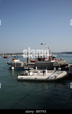 Port and boats, Port Blanc, Baden, Golfe du Morbihan, Morbihan, Bretagne, Brittany, France Stock Photo