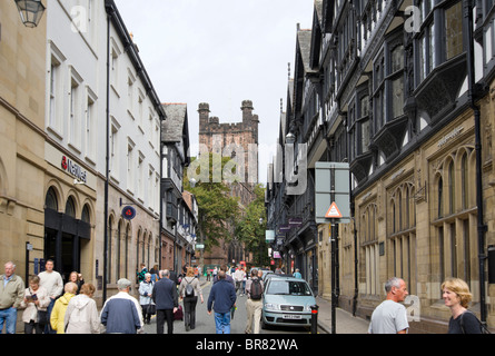 Shops in the town centre with the Cathedral behind, Chester, Cheshire, England, UK Stock Photo