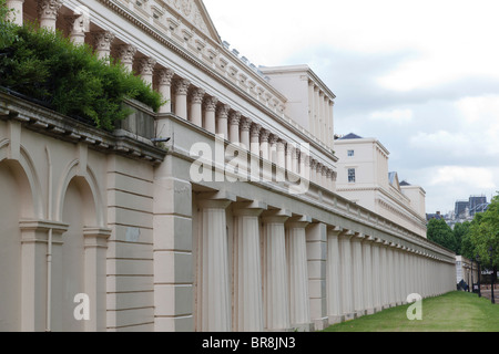 The Royal Society of London headquarters at 6-9 Carlton House Terrace, London, England Stock Photo