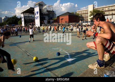 McCarren Park Pool party in Brooklyn Stock Photo