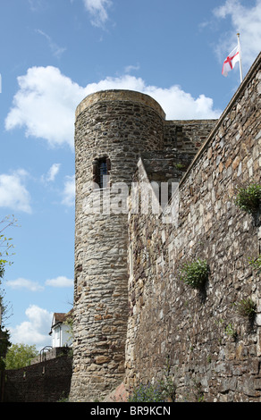 East wall of Ypres Castle in the Cinque Port town of Rye, East Suusex, UK. Note the national flag of England flying. Stock Photo