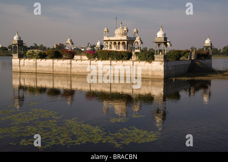 Temple in Lake Gaibsagar, Dungarpur, Rajasthan, India, Asia Stock Photo