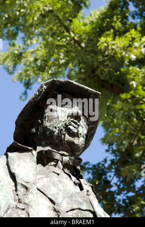 Statue of 'Gassy' Jack Deighton on Maple Tree Square, Gastown, Vancouver Stock Photo