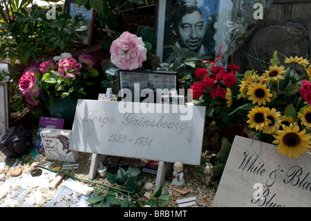 Tomb of Serge Gainsbourg, Montparnasse Cemetery, Paris, France Stock Photo