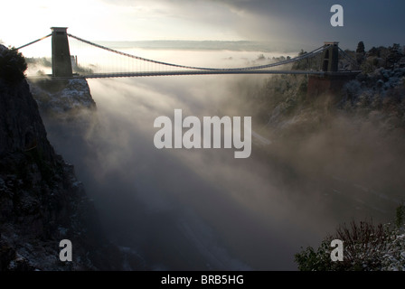 Clifton Suspension Bridge in the Snow, Bristol Stock Photo - Alamy