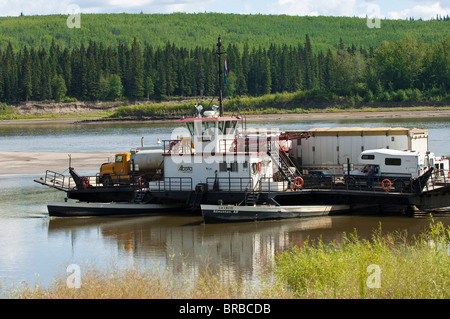 Le Crete Ferry on Peace River, Alberta, Canada Stock Photo