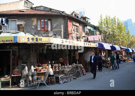 Dongtai Road Antique Market, Shanghai, China Stock Photo