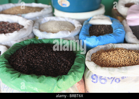 Beans, Municipal Market (Mercado Municipal), Masaya, Nicaragua, Central America Stock Photo